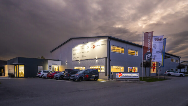 ERWEITERUNG IN KÜRZE: KFZ-TECHNIK, KAROSSERIE UND LACK